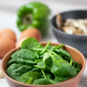 Leafy Greens May Lower Bowel Cancer Risk